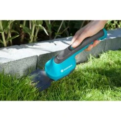 GARDENA Accu Gras- En Buxusschaar Set Accucut Li 9 GARDENA Accu Gras- En Buxusschaar Set Accucut Li -Tuinartikelen Winkel gardena accu gras en buxusschaar set accucut li 1619704816 1 l