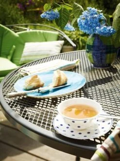 Kettler Tafel Ø 90cm 5 Kettler Tafel Ø 90cm -Tuinartikelen Winkel kettler tafel 90cm 749x1000 6220bf663d80b l